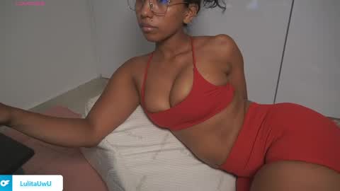 lulitauwu online show from March 24, 11:54 pm