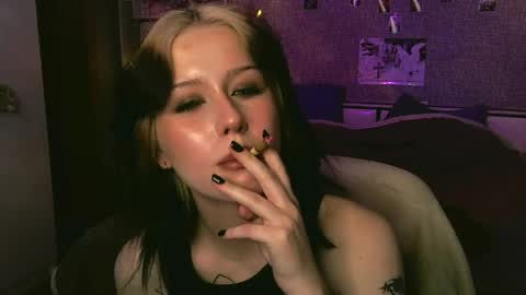 lullypopa online show from April 8, 12:51 pm