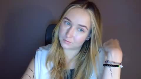 Lulu Baby18 online show from February 24, 8:18 pm