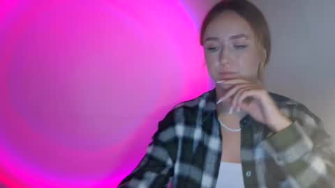 Lulu Baby18 online show from September 12, 3:19 pm