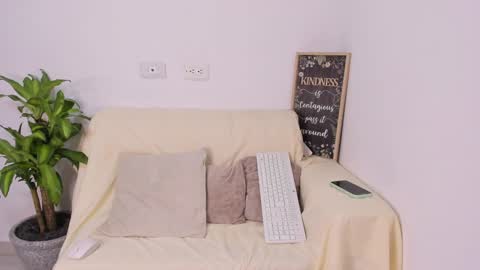 LULU online show from January 16, 5:32 am