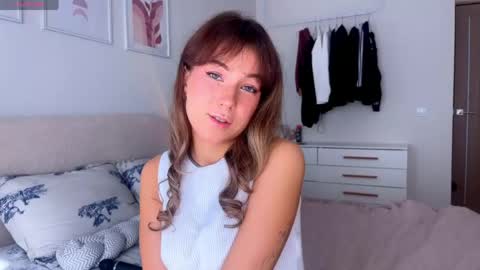 lulu berry online show from June 3, 2:12 am