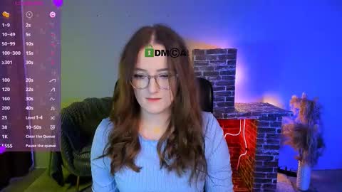 luna_berryy online show from January 13, 9:08 pm