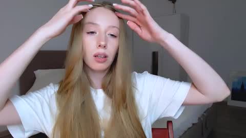 Luna online show from December 28, 9:40 pm