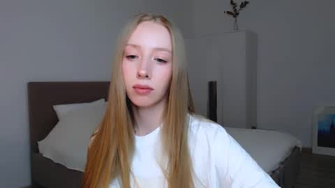 Luna online show from February 12, 7:56 pm