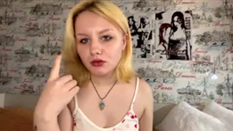 Luna online show from April 14, 11:10 am