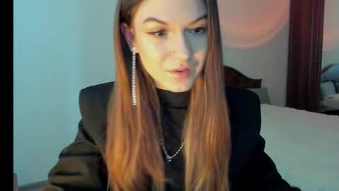 Luna online show from January 6, 11:25 am