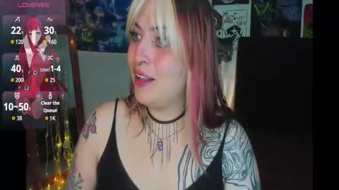 MISS LUNA  online show from November 4, 9:53 pm