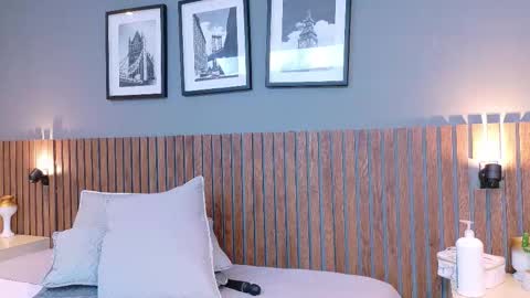 LUNA  online show from September 20, 2:04 pm