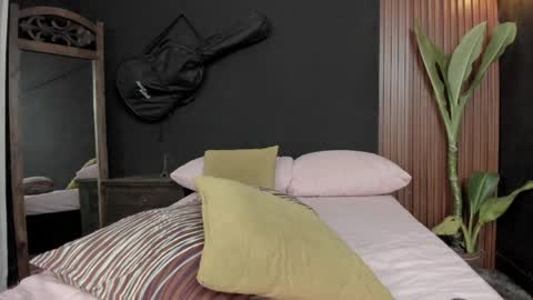 luna online show from April 8, 12:35 am