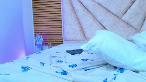 Lunaa rossee  online show from May 11, 4:04 pm