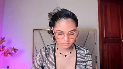 Luna Aspen online show from February 3, 6:01 pm