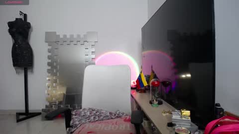 lunagardners online show from November 12, 1:58 am