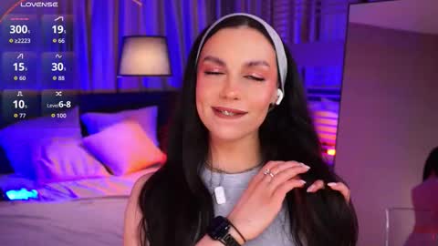 Luna  next streams Mon Tue Fri Sat Sun 8pm-5am gmt0 online show from March 16, 8:35 pm