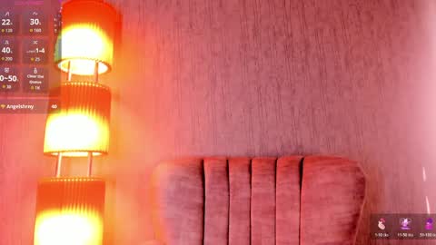 Luna  online show from April 18, 7:58 pm