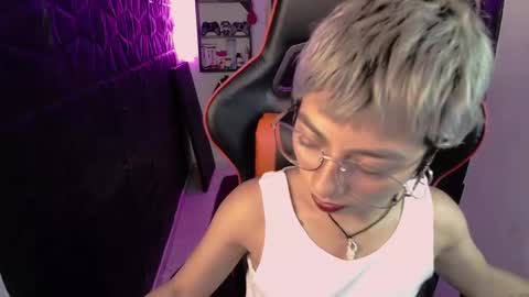 lunarichy online show from February 20, 8:09 pm