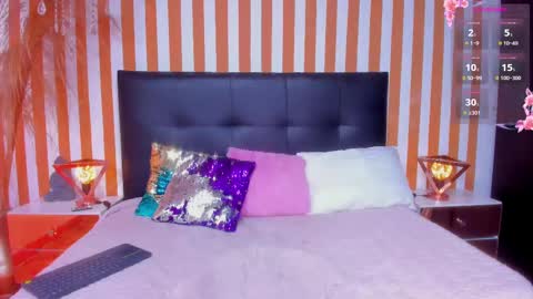 Luna Toledo online show from September 15, 12:35 pm