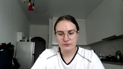 lunavelvet3 online show from October 29, 1:04 pm