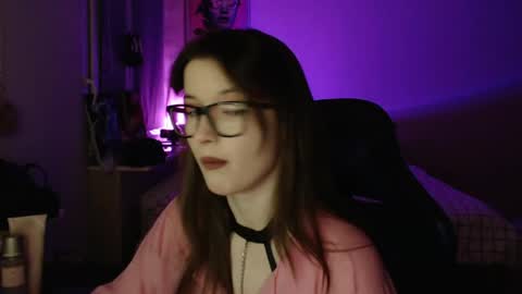 LunaXcherry online show from April 10, 6:14 pm