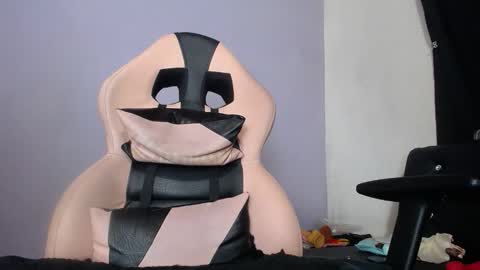 Luna Tamara online show from April 14, 5:18 am