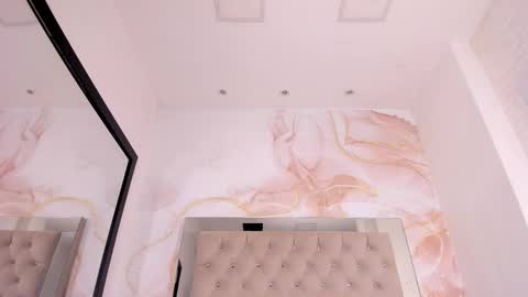 lunna__tylor online show from February 12, 4:03 am