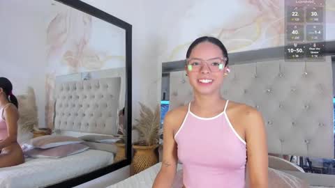 lunna__tylor online show from October 2, 3:33 am