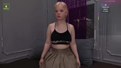 SALLY online show from October 17, 10:51 am