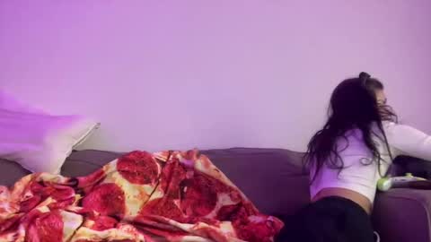 luvkoko online show from October 5, 7:24 am