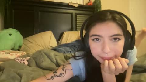 luvrxstarx online show from January 10, 3:00 am