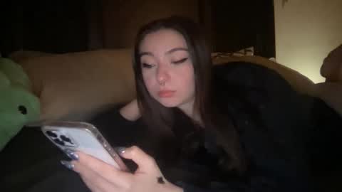 luvrxstarx online show from March 19, 2:27 am