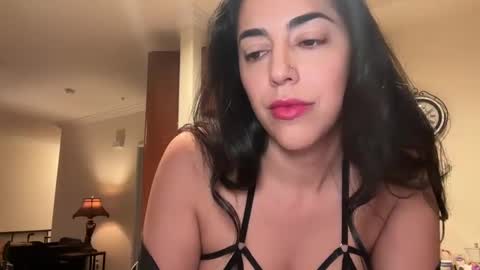 luxcher22 online show from January 8, 3:08 am