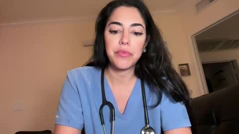 luxcher22 online show from January 7, 6:48 am