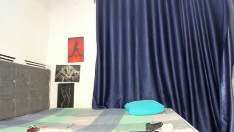 luxedollxoxoo online show from February 8, 9:07 pm