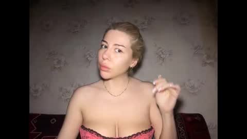 LuxSonyaStar online show from June 10, 8:07 pm