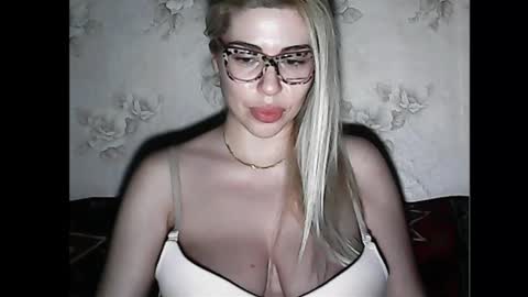 LuxSonyaStar online show from January 30, 8:10 pm