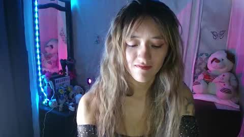 Call me Lia  online show from October 17, 9:29 pm