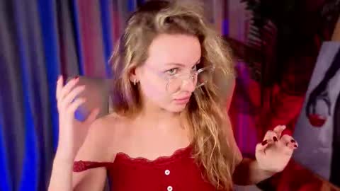 simply Eliza  online show from September 27, 10:11 am