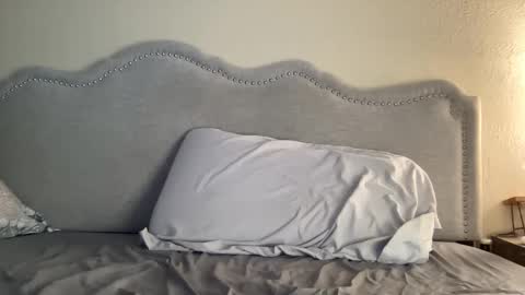 Olivia online show from January 11, 3:42 pm