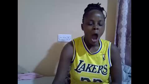 lyn_anna online show from September 12, 4:24 am