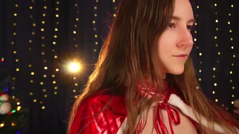 Lynn online show from December 25, 7:46 am