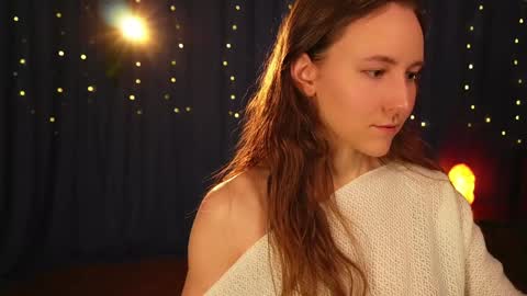 Lynn online show from February 4, 10:00 am