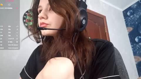 Lynn online show from April 14, 7:30 am