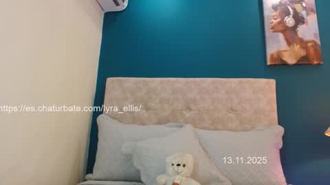 Lyra online show from November 13, 2:05 pm