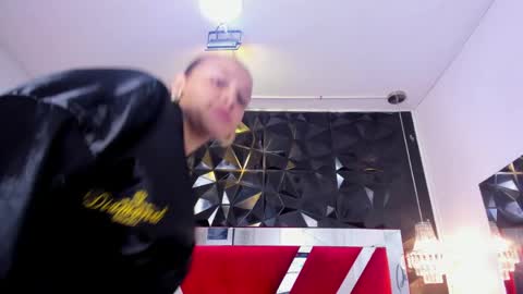 Lysa  online show from April 1, 3:53 pm