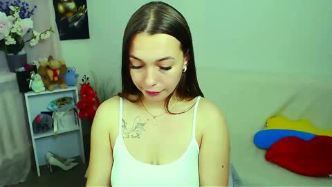 Vikki online show from May 26, 2:27 pm