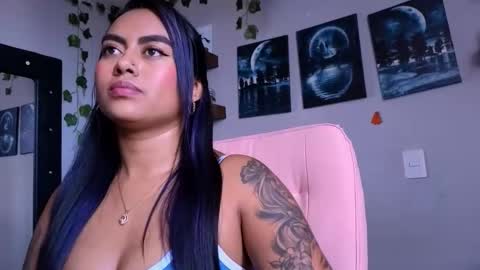 Macey Elliot Modelo Independiente online show from November 3, 9:30 pm