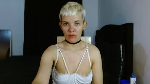 Noah Askew online show from April 25, 5:32 am