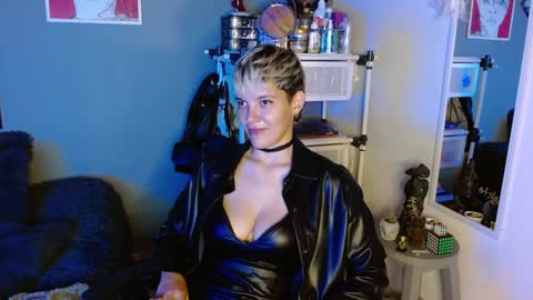 Noah Askew online show from February 7, 2:19 am