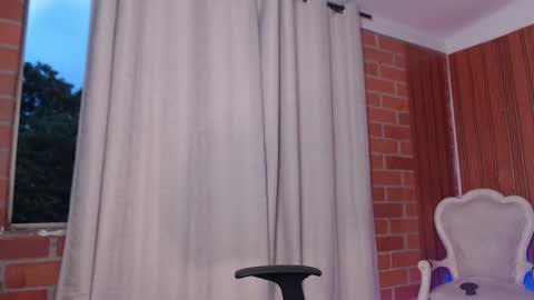 Agathaa white online show from February 9, 11:12 am