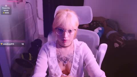 alex online show from February 7, 3:55 am